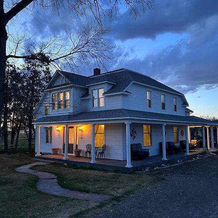 Hudson House Bed And Breakfast Wheatland Exterior photo